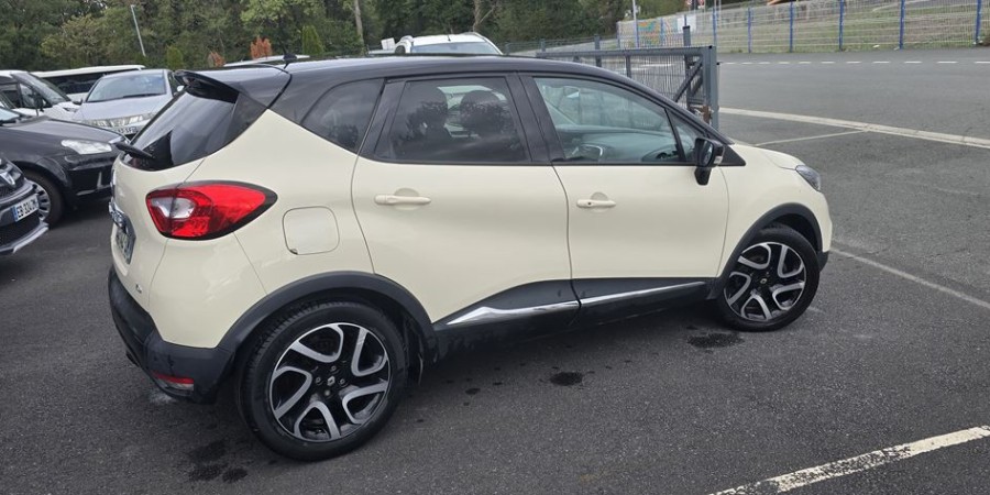 Renault Captur EDC6 1.2 TCE 120 / INTENS