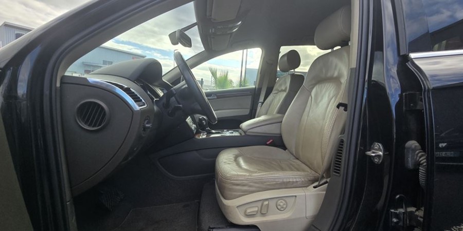 Audi Q7 AMBITION LUXE 7 PLACES 3.0 TDI V6 233 BVA6 / 6 INJECTEURS FAITS