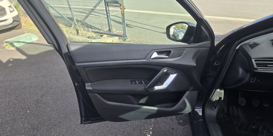 Peugeot 308 II SW 1.6 HDI 92 CV / ACTIVE