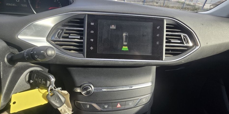 Peugeot 308 II SW 1.6 HDI 92 CV / ACTIVE