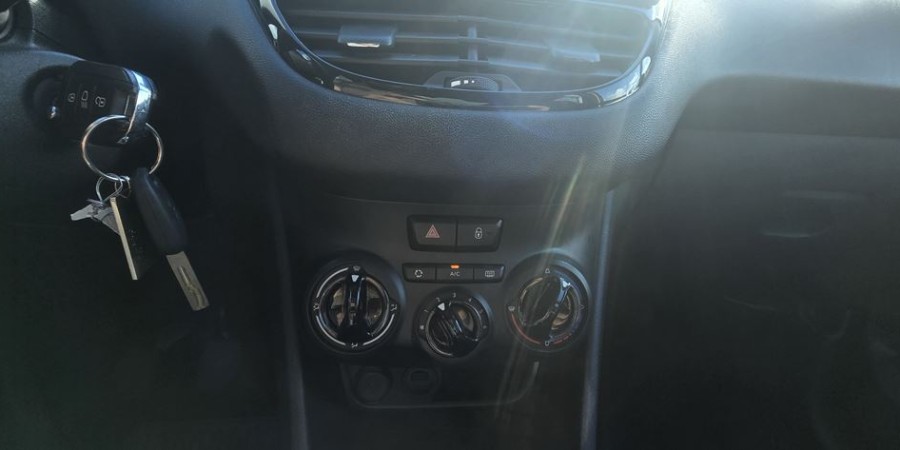 Peugeot 208 I PHASE 2 1.5 BLUE-HDI 100 CV / ACTIVE