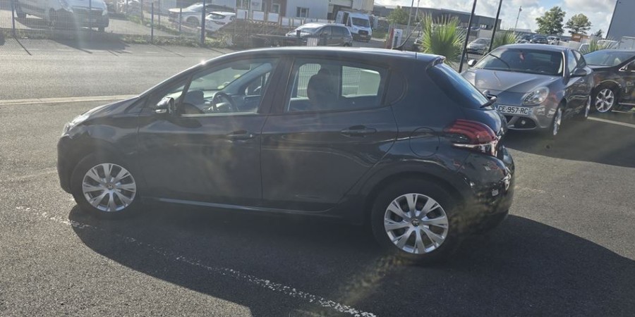 Peugeot 208 I PHASE 2 1.5 BLUE-HDI 100 CV / ACTIVE